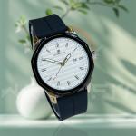 Universe Magnet Lock Black White Watch